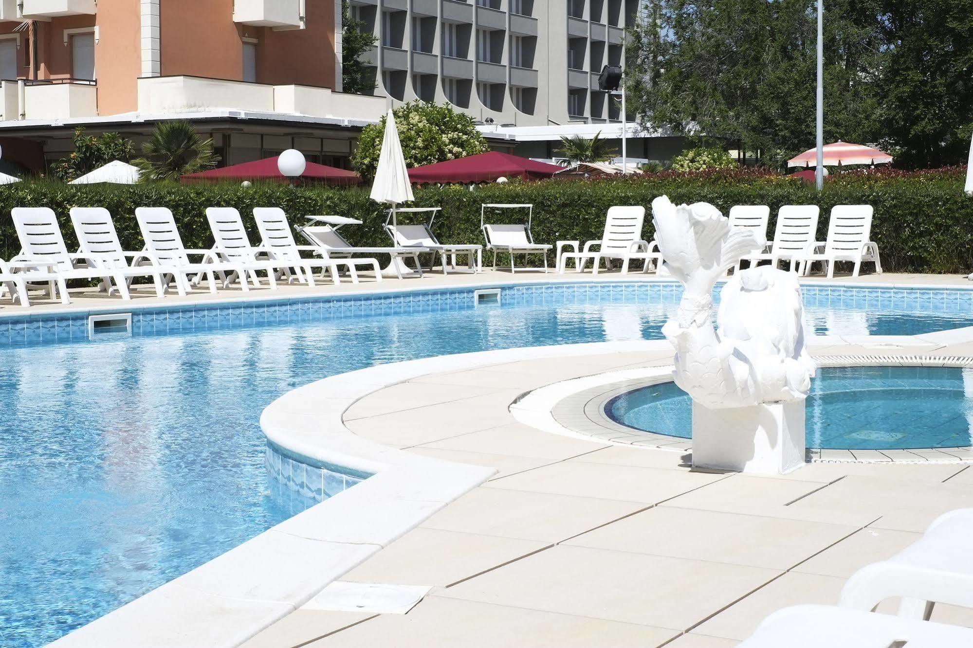 Park Serena Hotel 3*